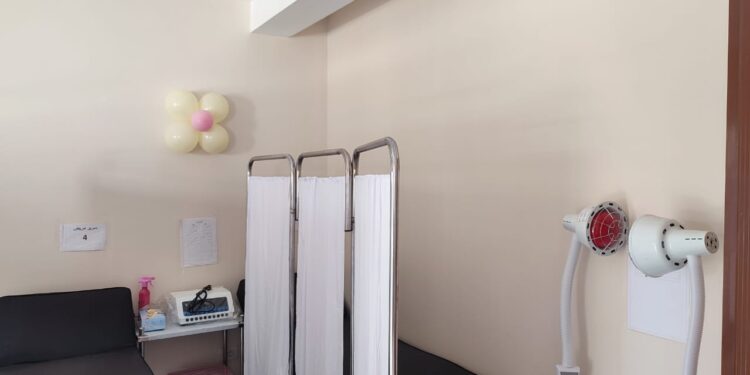 الأول من نوعه بالمحافظة .. ” مكين ”  يفتتح قسم العلاج الطبيعى والتأهيل التنفسى بـ” صدر”  المنصورة