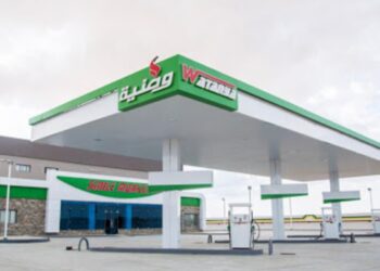 مستثمر إماراتي مهتم بحصة في شركة “وطنية” لمحطات الوقود