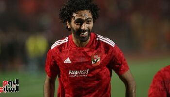 محاولات لتقريب وجهات النظر بين الاهلى وحسين الشحات لحسم تمديد التعاقد