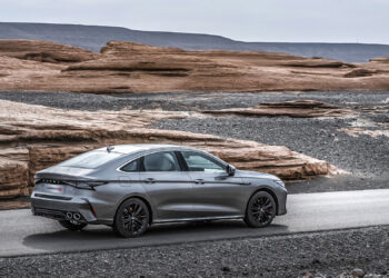 CHERY تطلق ARRIZO 8 في الإمارات العربية المتحدة: سيارة سيدان مبتكرة تتمتع بنظام قوة محرك جبّار ومزايا أمان متقدمة