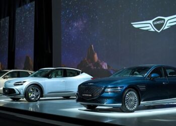 جينيسيس الشرق الأوسط وأفريقيا تطلق ثلاثة طرازات فاخرة للسيارات الكهربائية في العلا