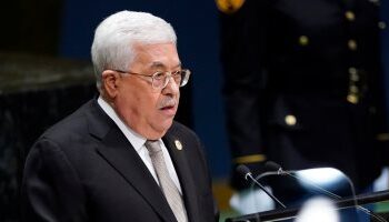 الرئيس الفلسطينى يدعو إلى فرض عقوبات دولية على إسرائيل