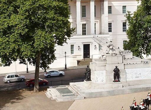 فندق ذا لانسبورو: ملاذ مترف من حقبة الريجنسي في قلب مدينة لندن لمحبّي التجارب الاستثنائية