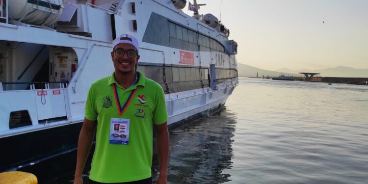 ماراثون السباحة الدولية (كابري _ نابولي)