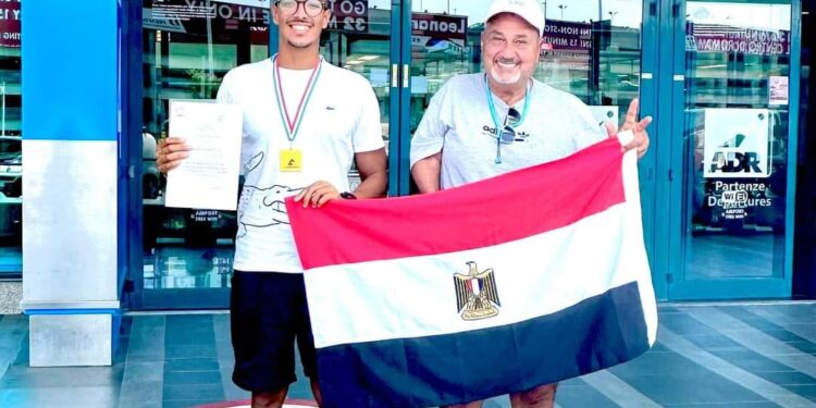 ماراثون السباحة الدولية (كابري _ نابولي)