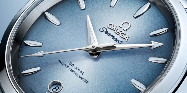 OMEGA تكرم فئة الساعات التي انطلقت قبل 75 عاماً