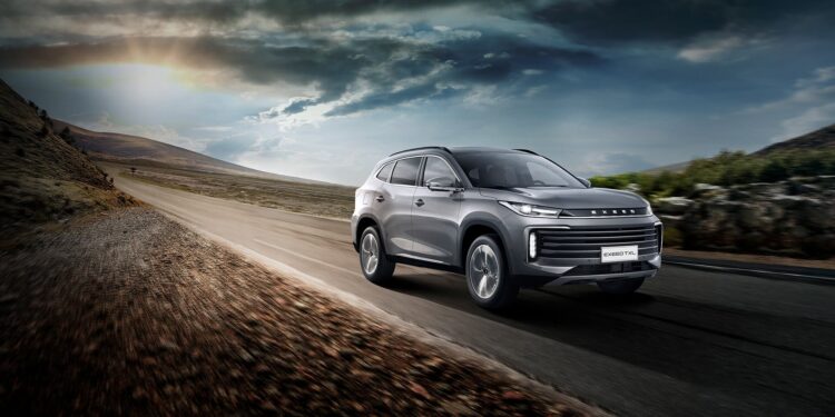 EXEED تكشف النقاب عن تشكيلة رائعة من طرازات سيارات الدفع الرباعي الفاخرة في الإمارات العربية المتحدة